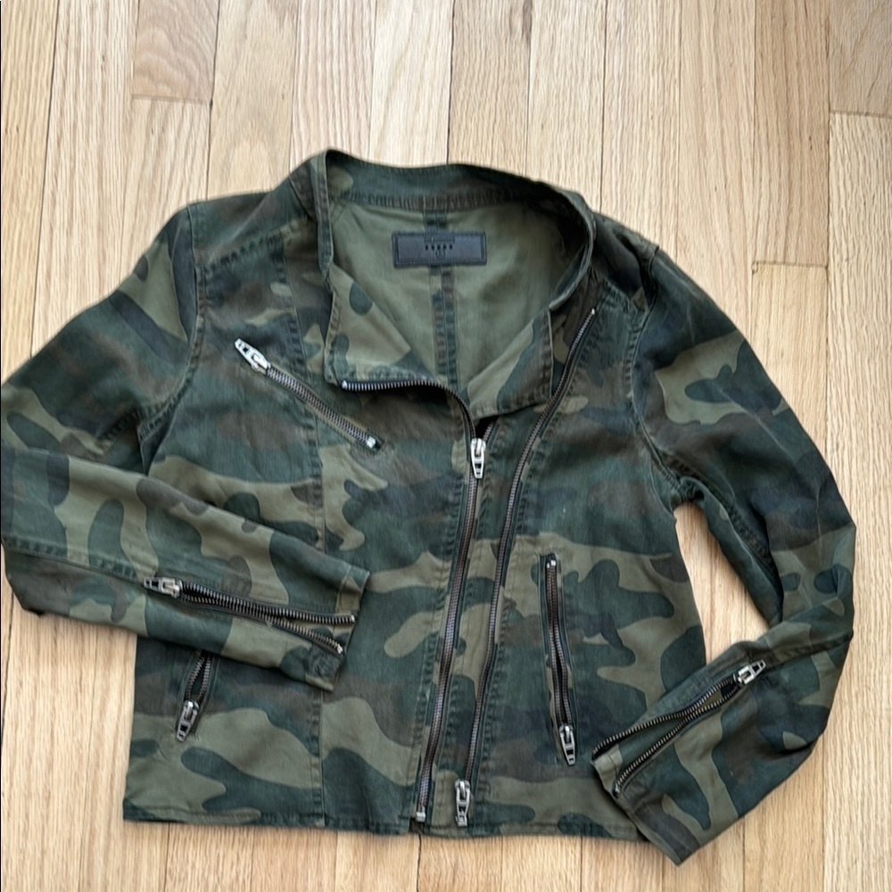 Blank NYC Youth Cropped Camo Jacket L